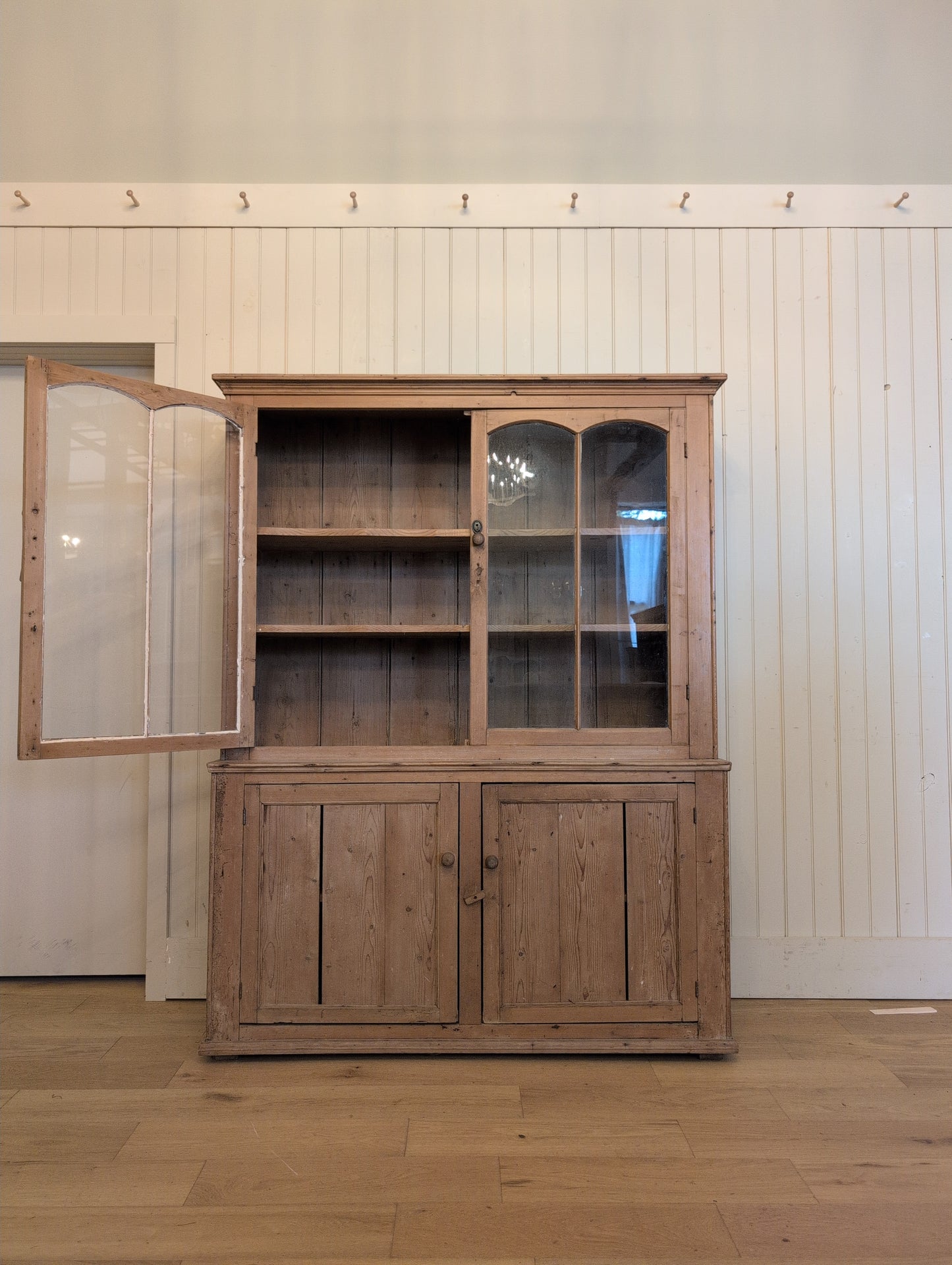 Glazed Double Arch Dresser