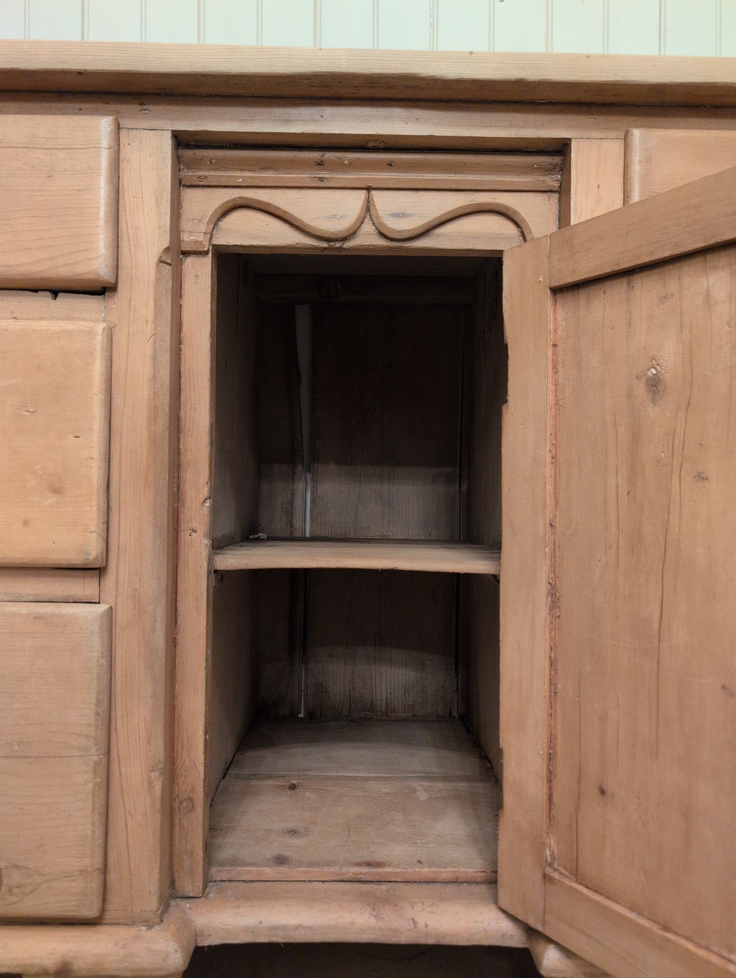 6 Drawer Pine Sideboard