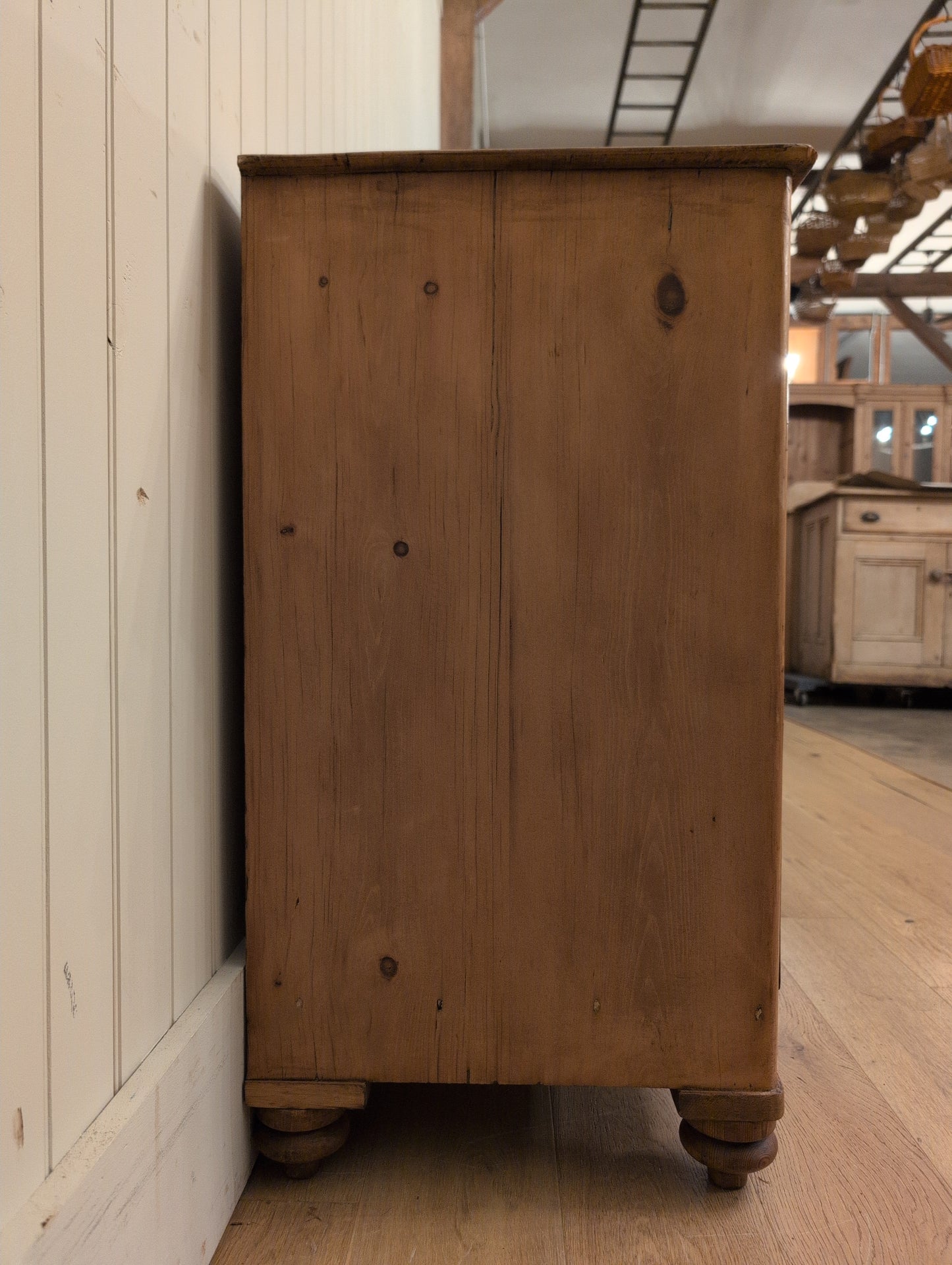 English Pine 3 Drawer Chest