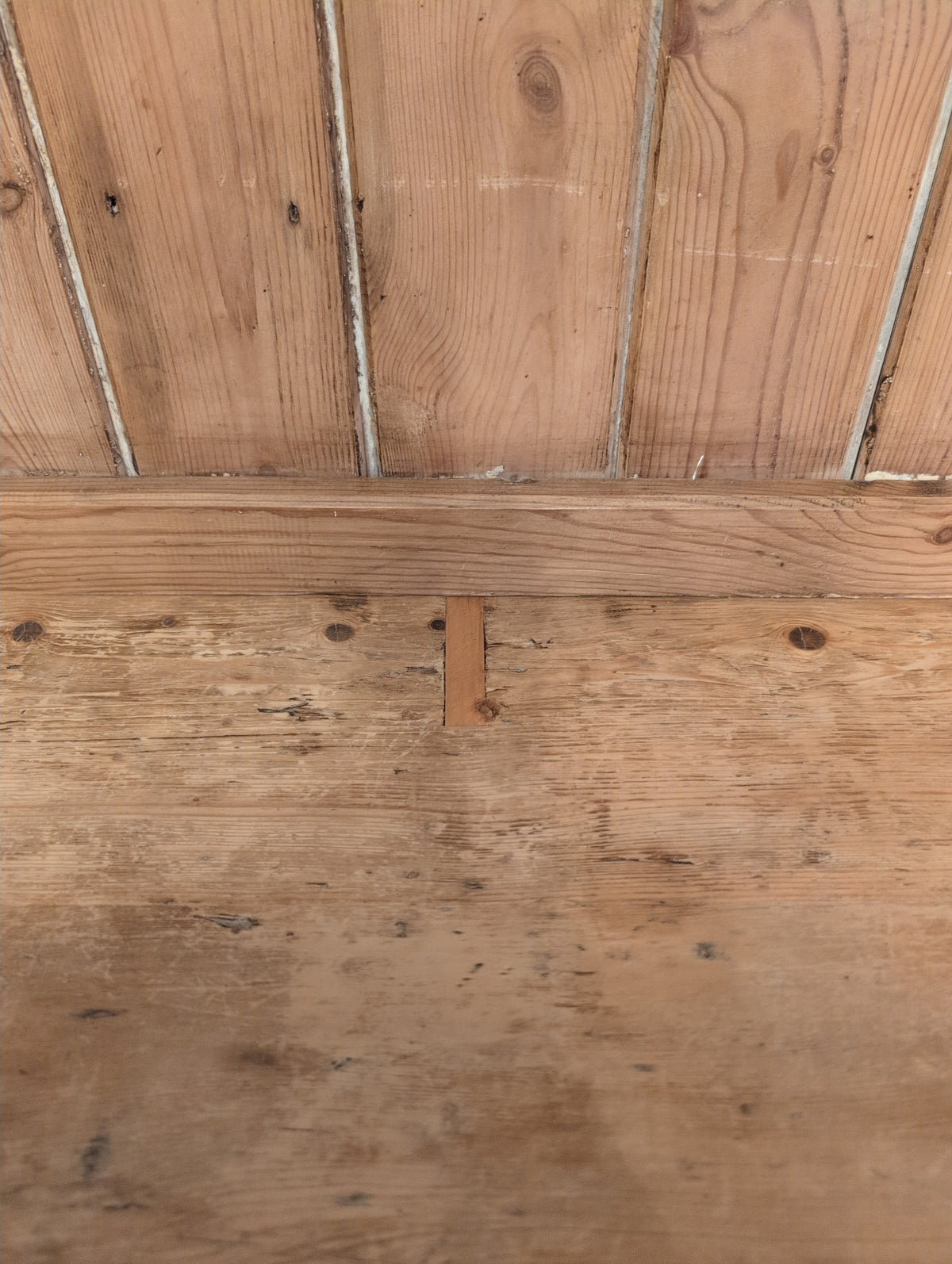 English Rustic Pine Hutch