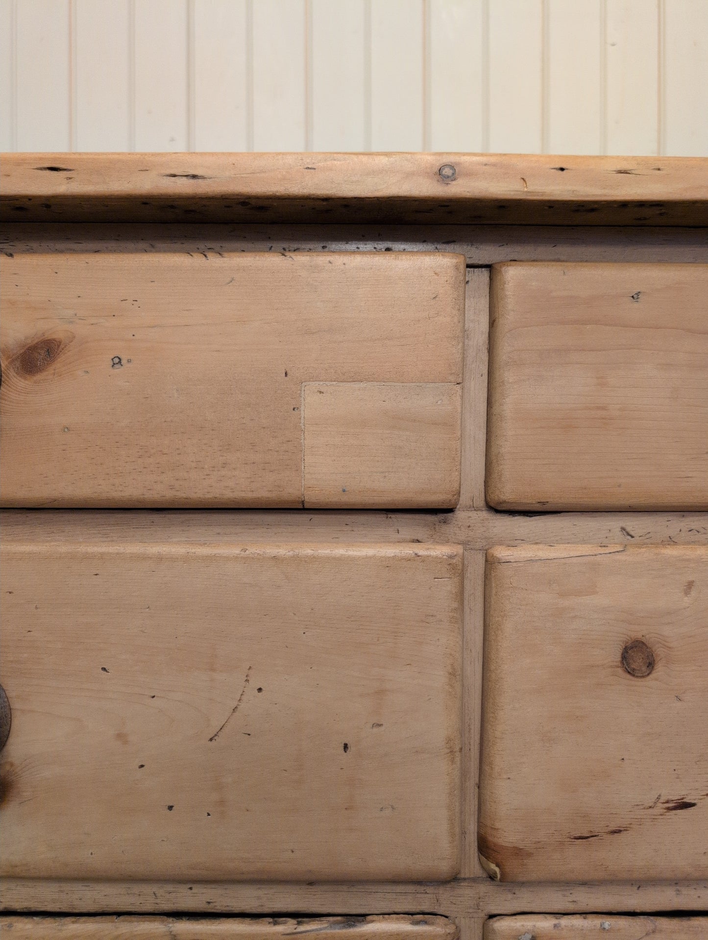 English Pine Bank of 9 Drawers