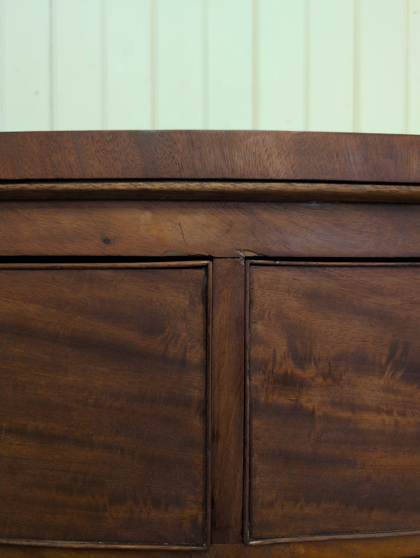Mahogany 2 Over 2 Bow Front Chest