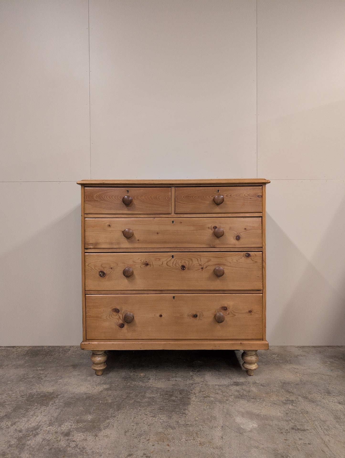 Substantial English Pine 2 Over 3