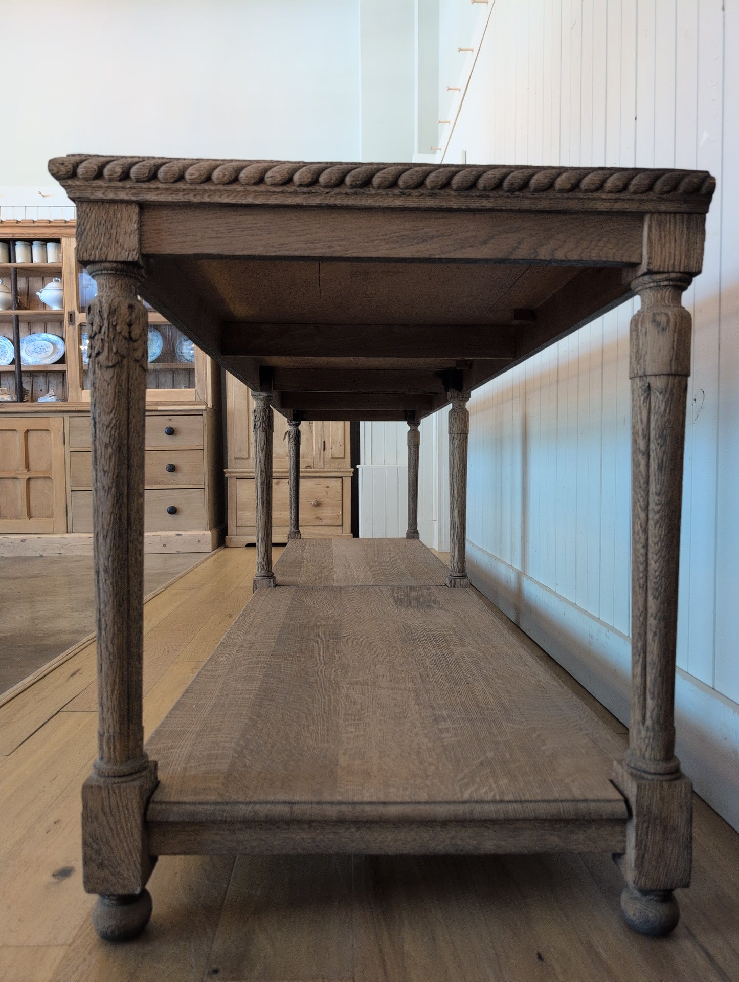 Scrubbed Oak Belgian Drapers Table 2