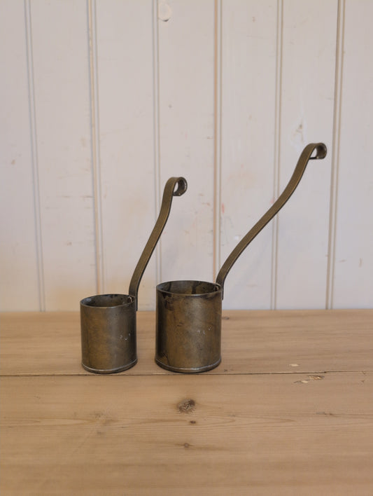 Set of 2 Brass Measures