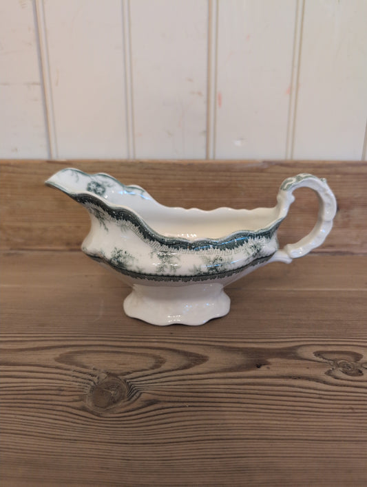 Maddock&Sons "Hamilton" Gravy Boat