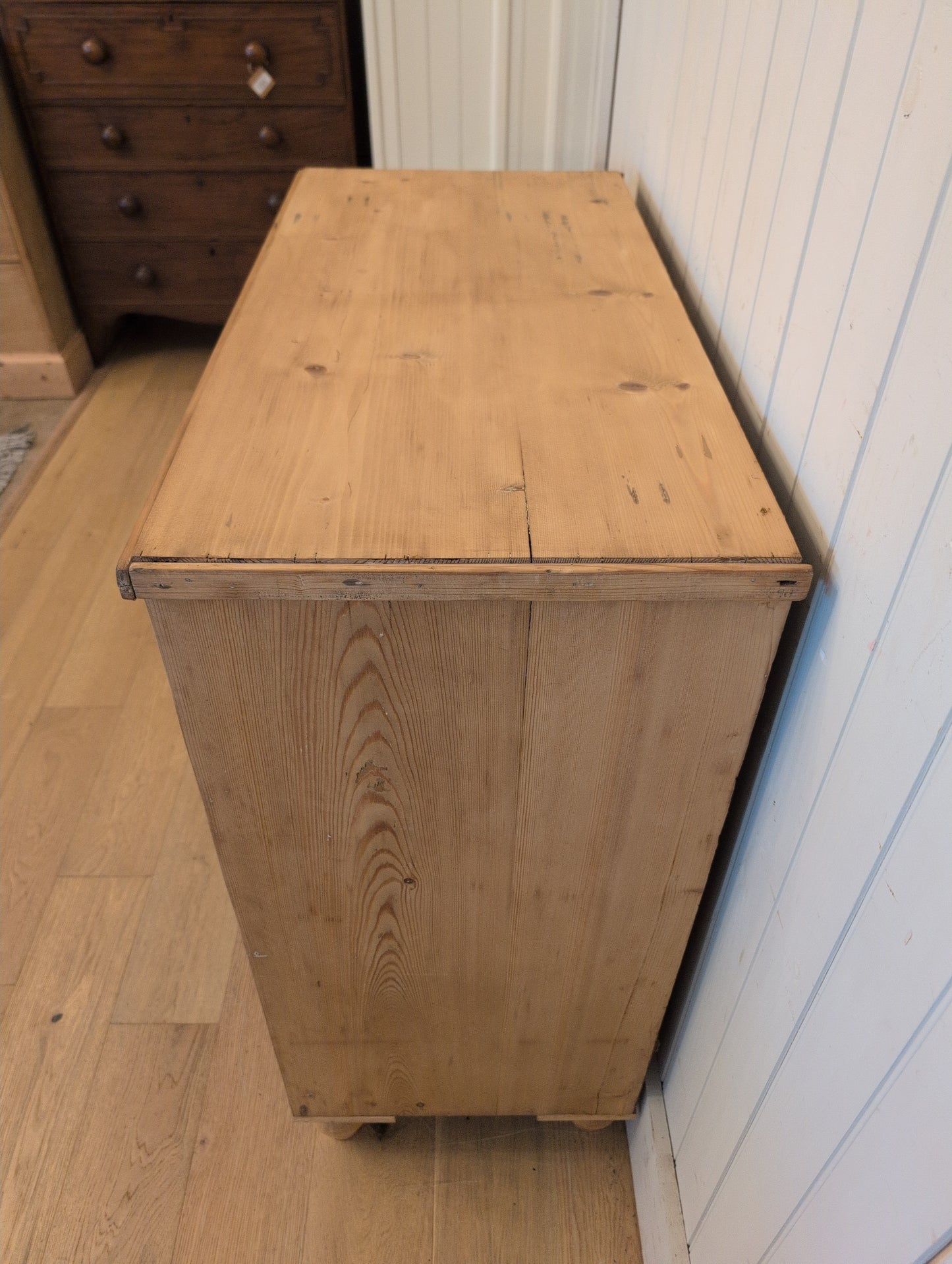 Narrow 2 Over 3 Pine Chest