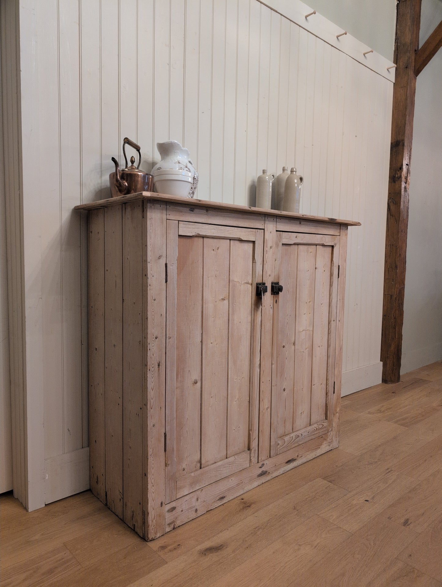 2 Door Larder Cupboard