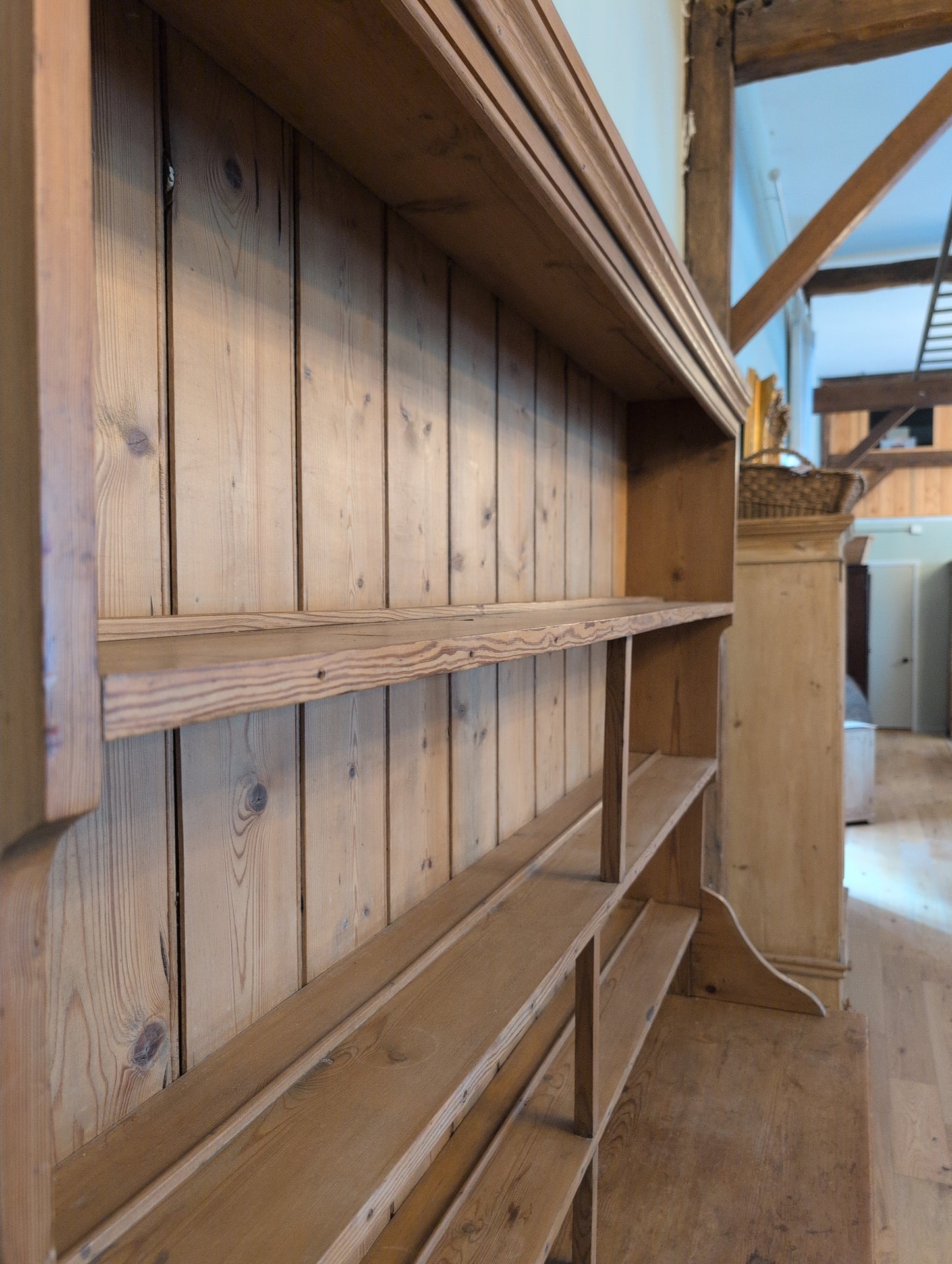 3 Over 3 Graduated Shelving Hutch