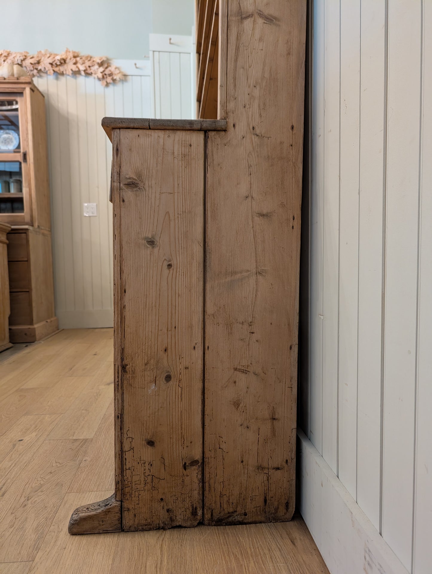 One Piece Irish Pine Hutch