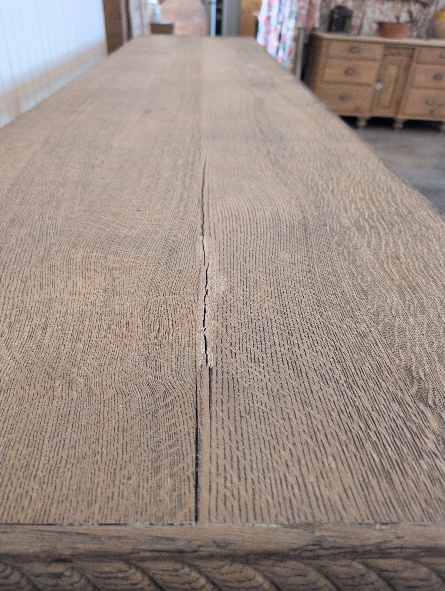 Scrubbed Oak Belgian Drapers Table 1