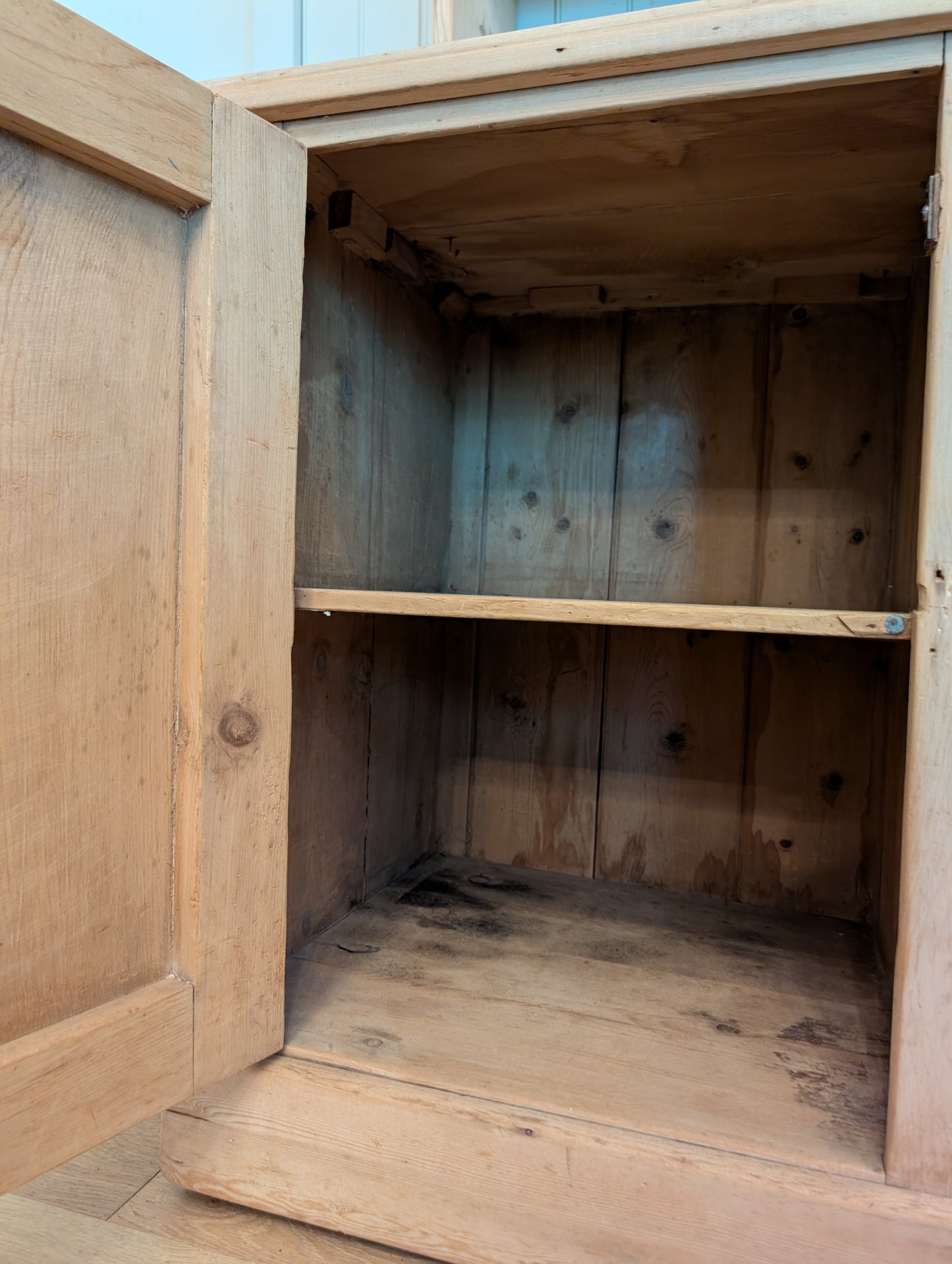 Stripped Pine Open Shelving Hutch