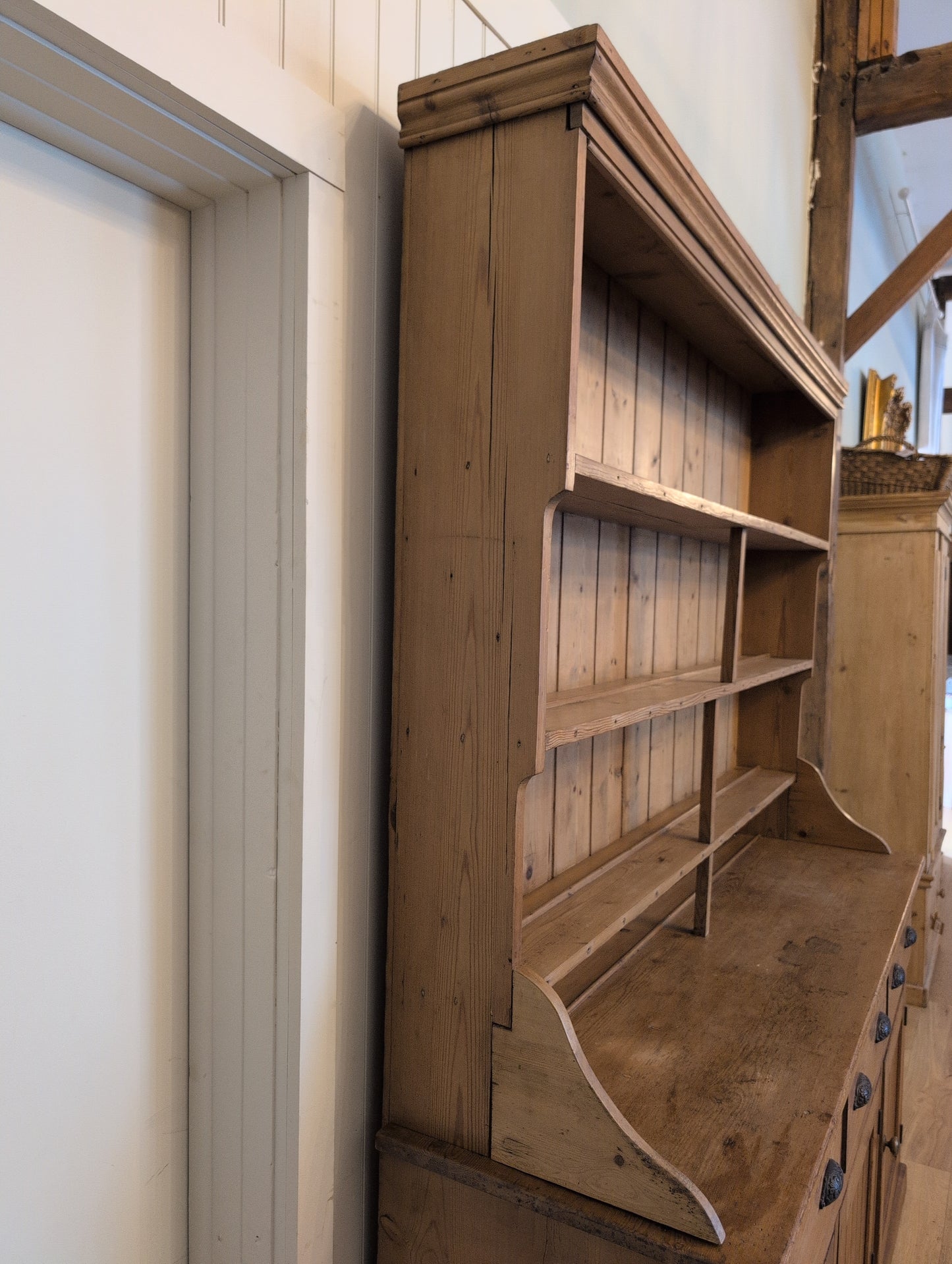 3 Over 3 Graduated Shelving Hutch