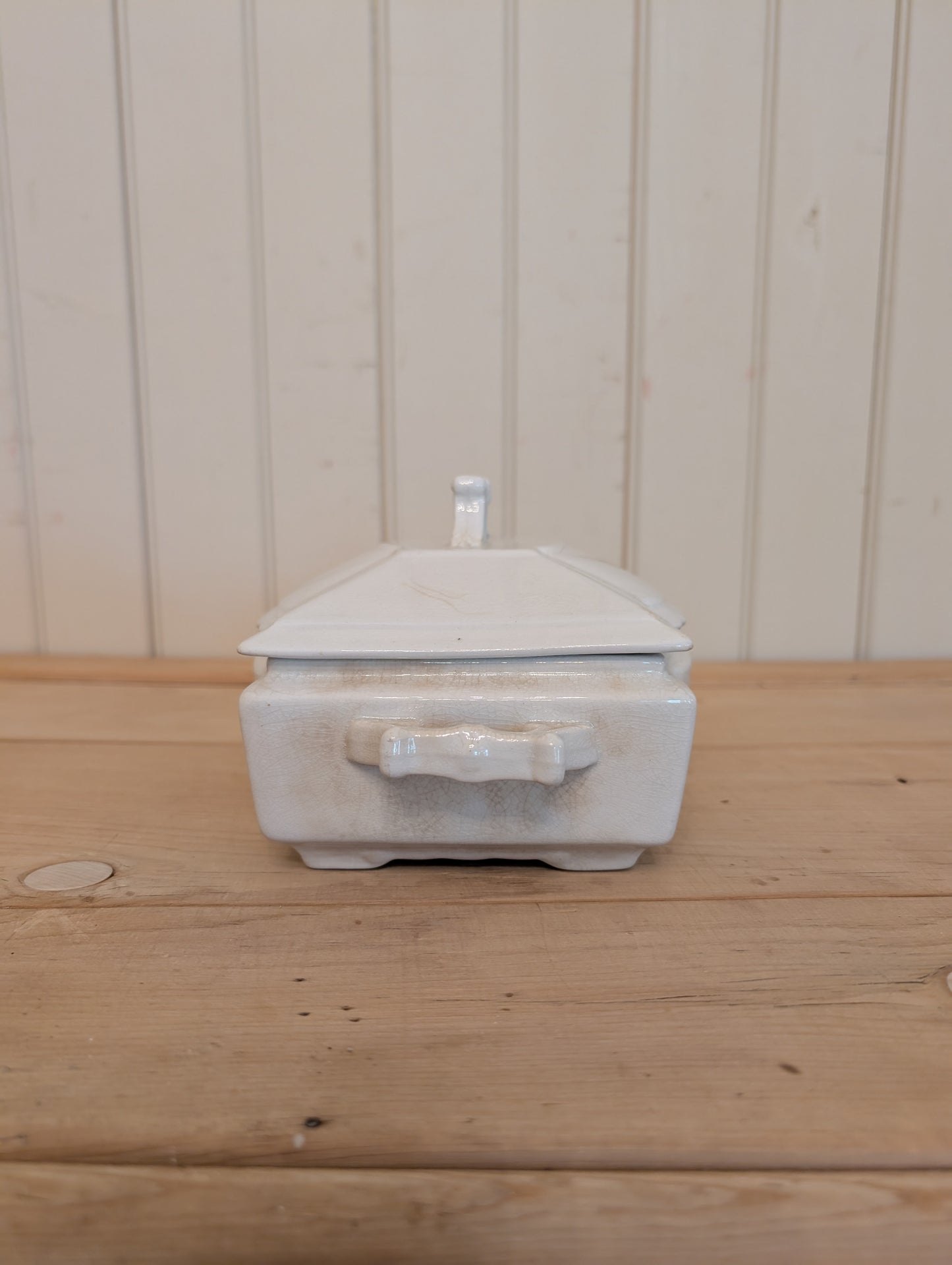Johnson Brother Lidded Casserole Dish Large Stained
