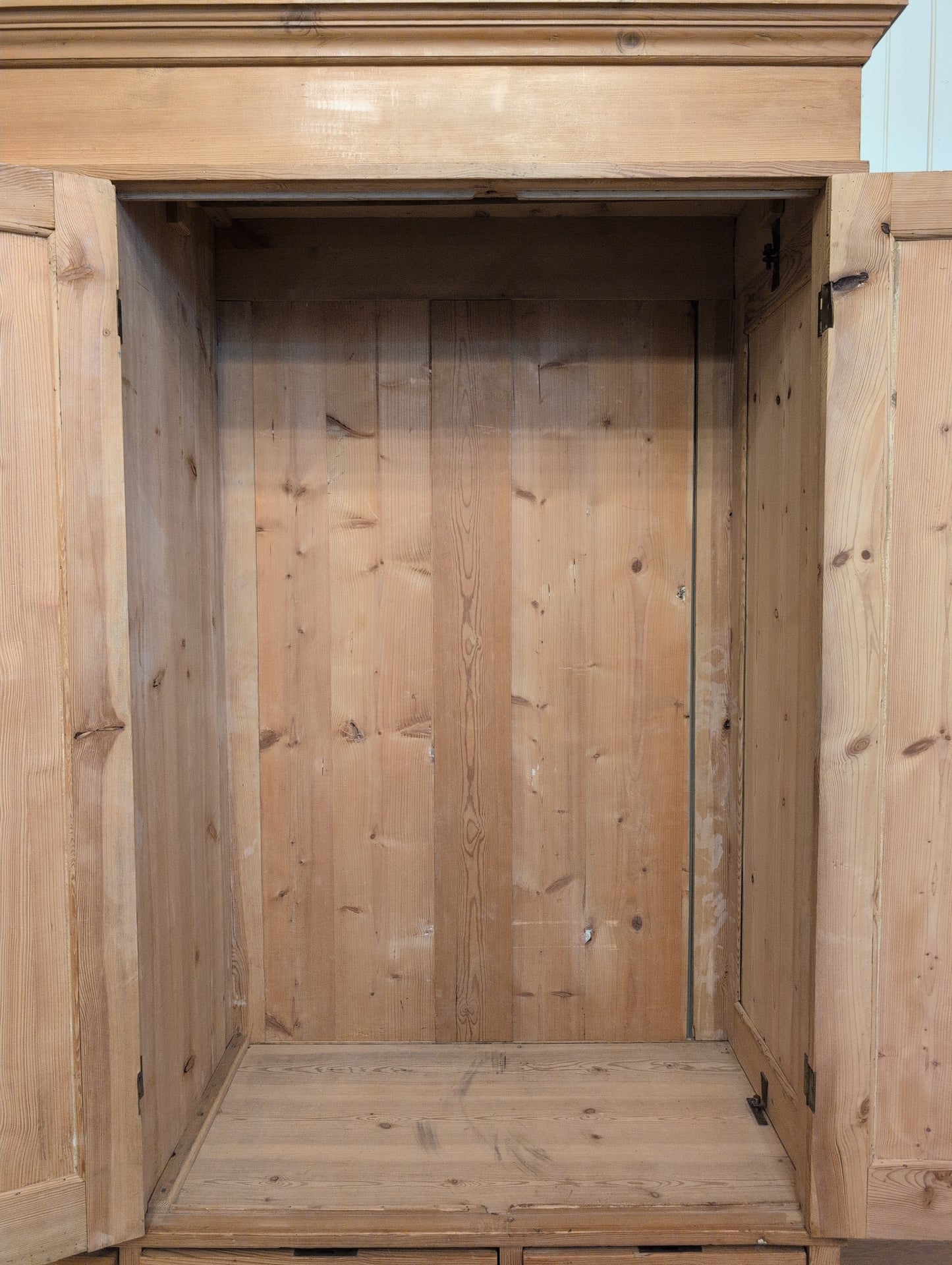 English Pine Triple Door Knockdown