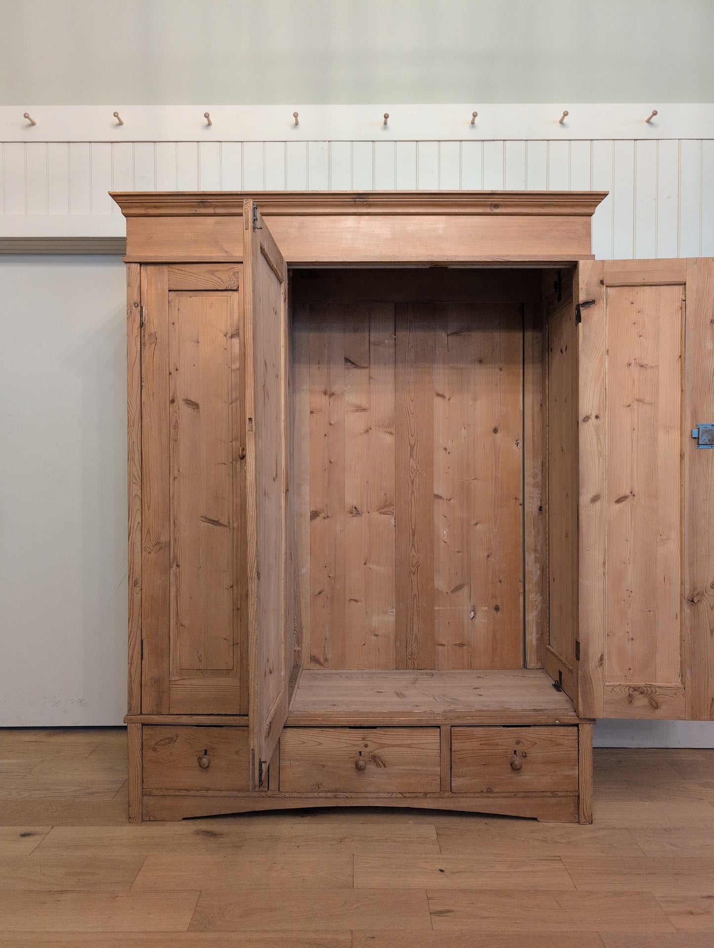 English Pine Triple Door Knockdown