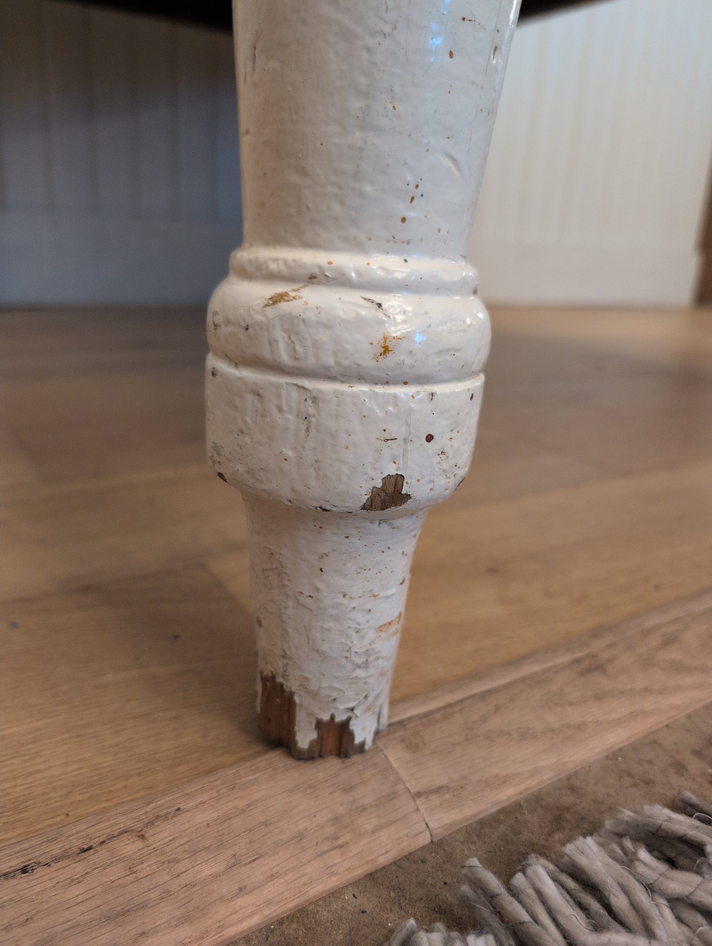 White/Pine Kitchen Table