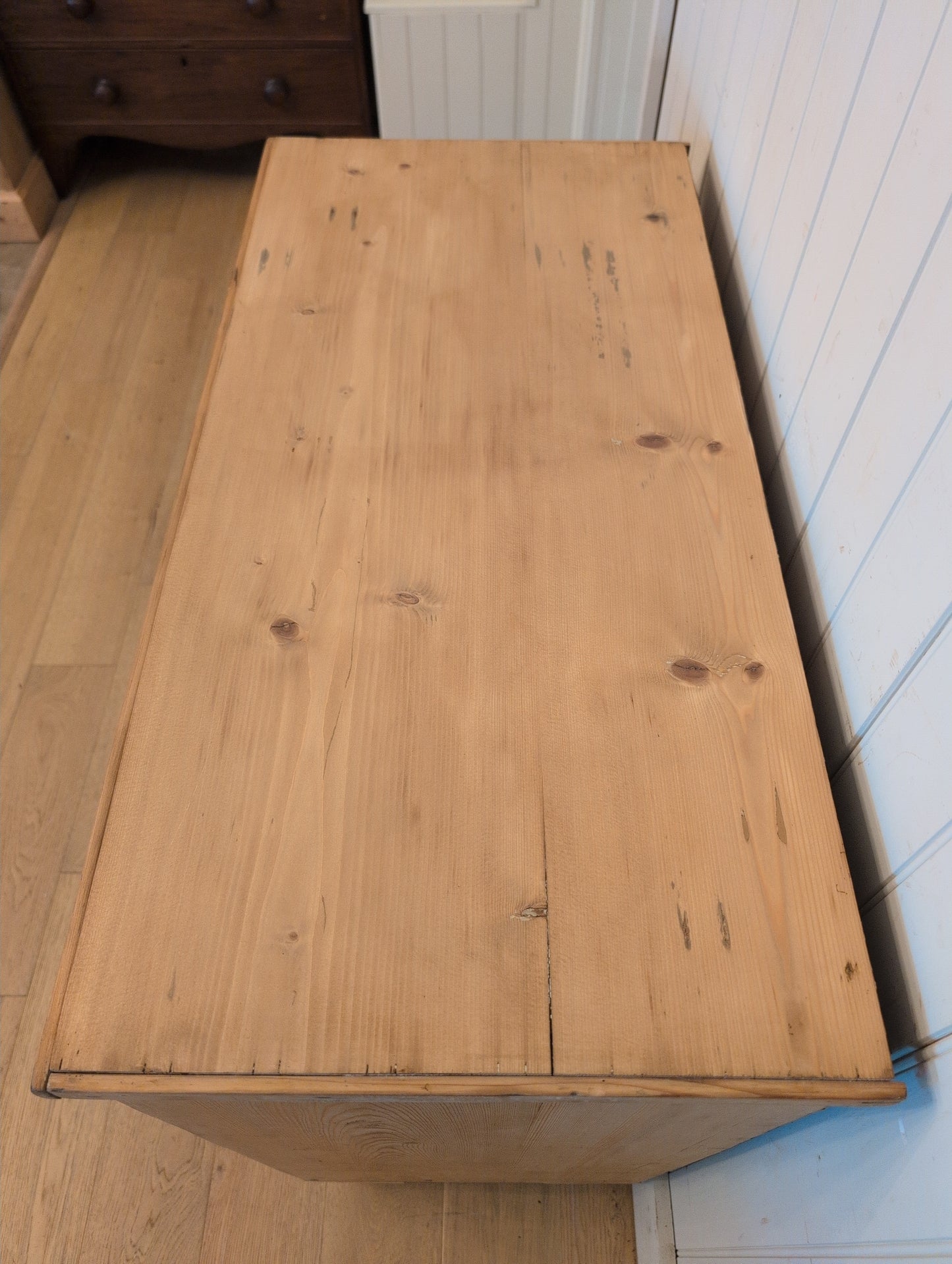 Narrow 2 Over 3 Pine Chest