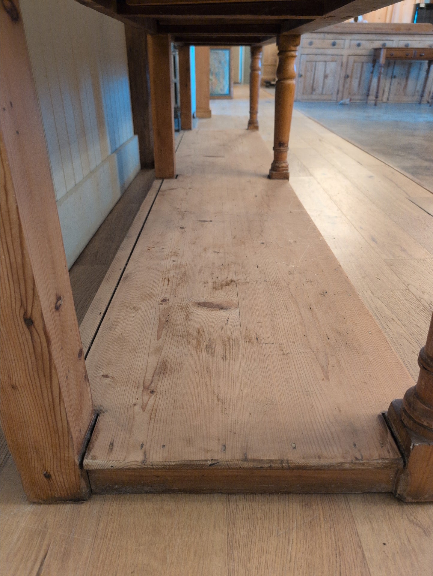 English Pine Potboard Base