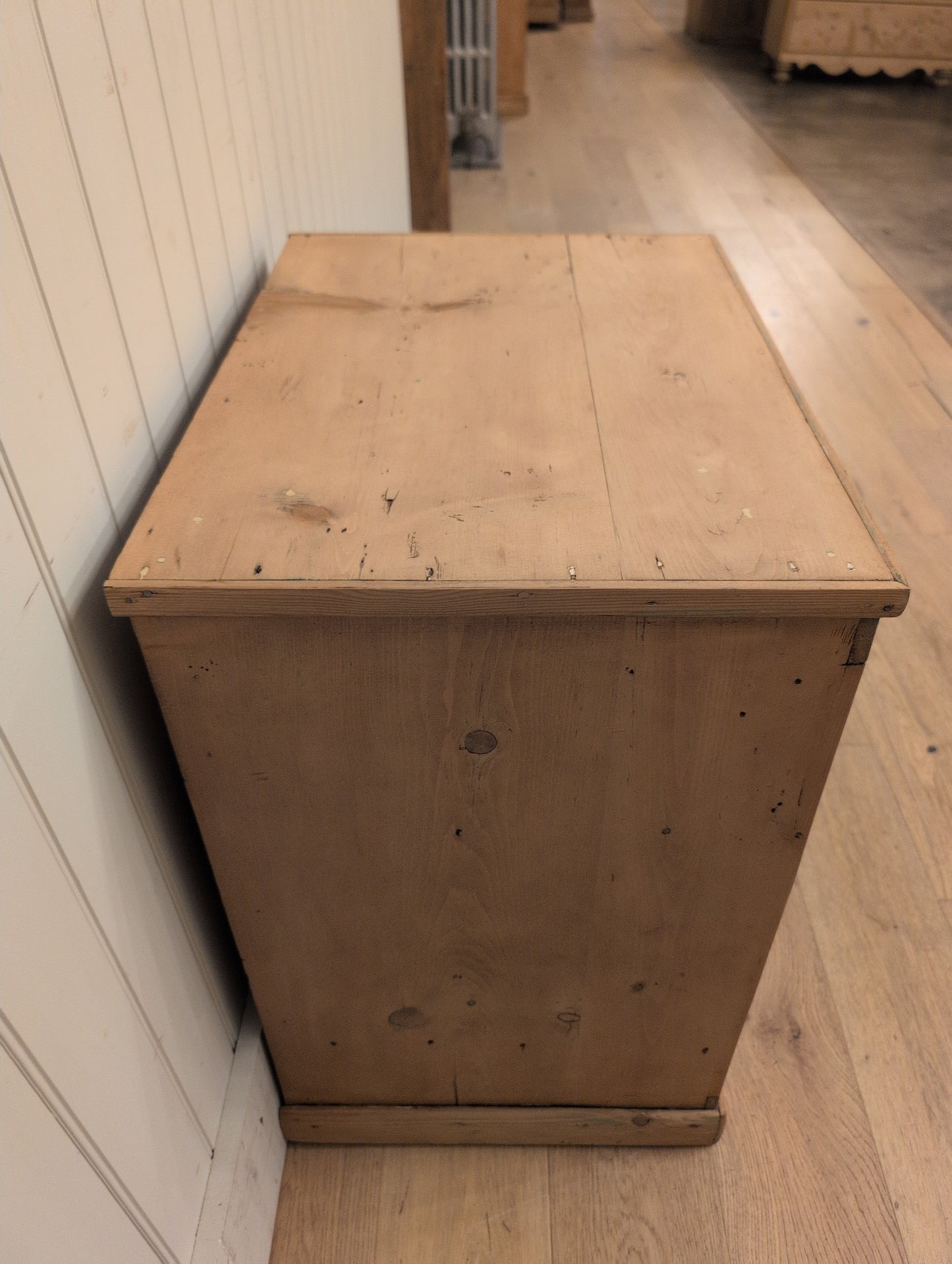 3 Drawer Bedside Cupboard