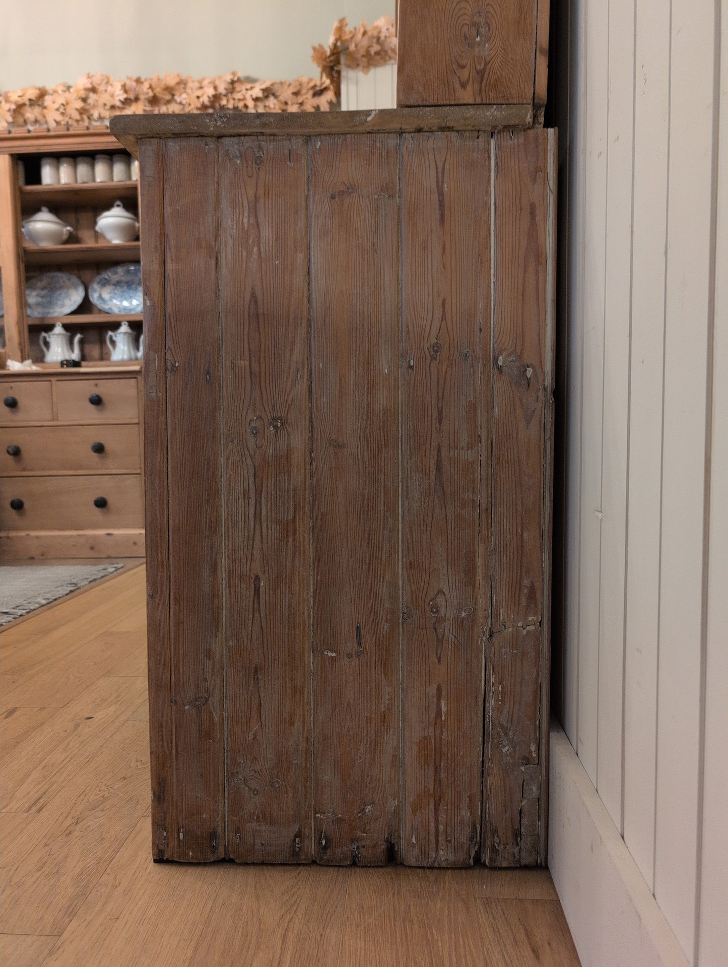 Stout English Pine Hutch