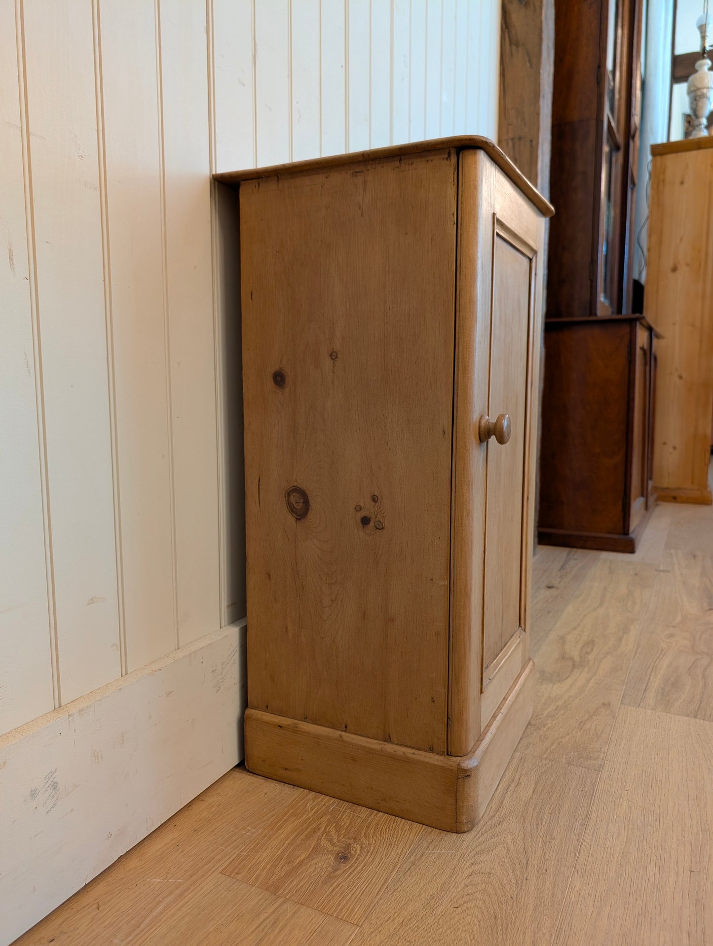 Single Door Pine Bedside