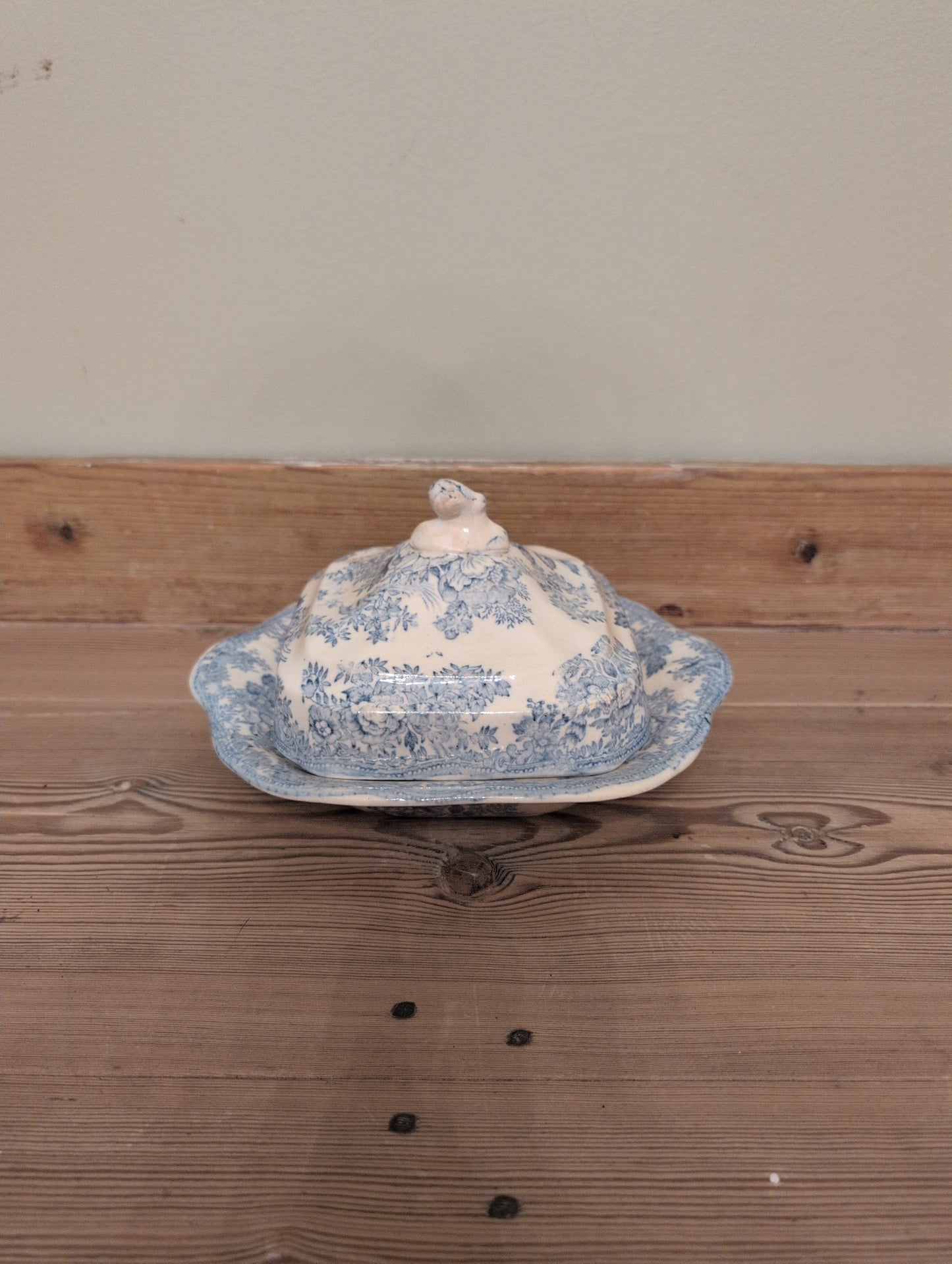 Asiatic Pheasant Sq Tureen with Lid