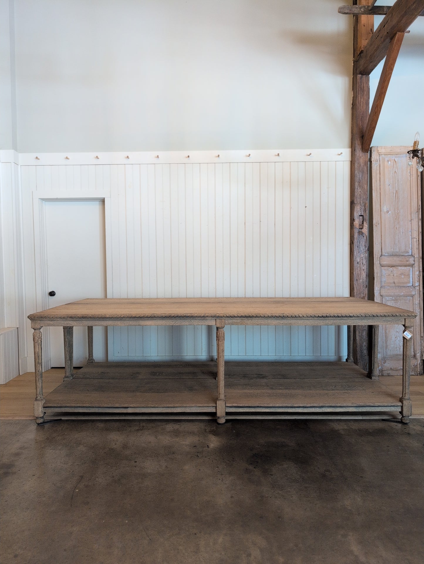 Scrubbed Oak Belgian Drapers Table 1