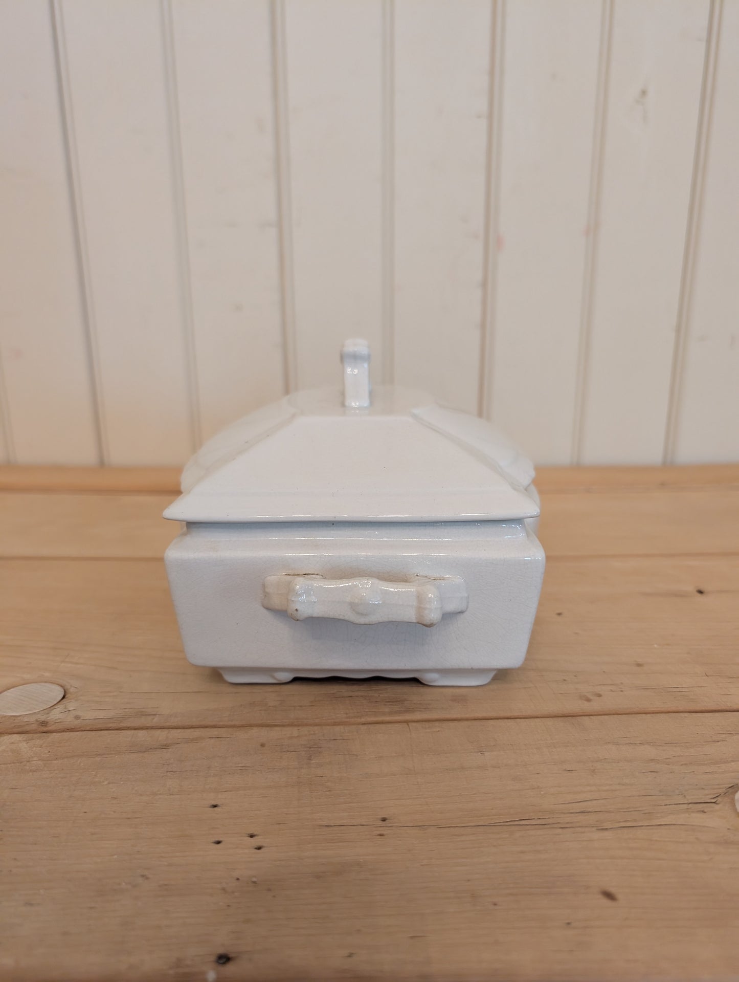 Johnson Brother Lidded Casserole Dish Large