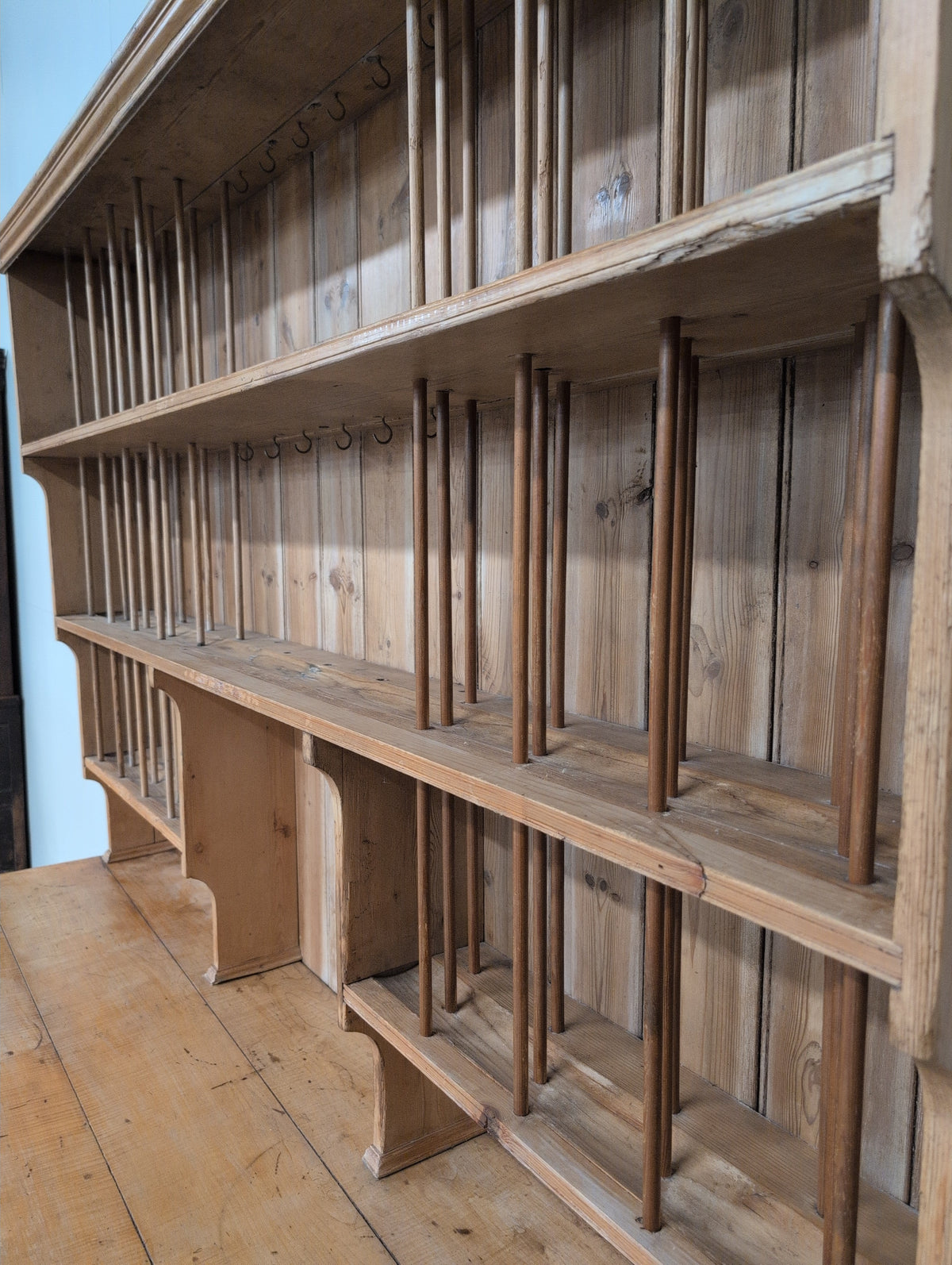 Traditional Country House Dresser